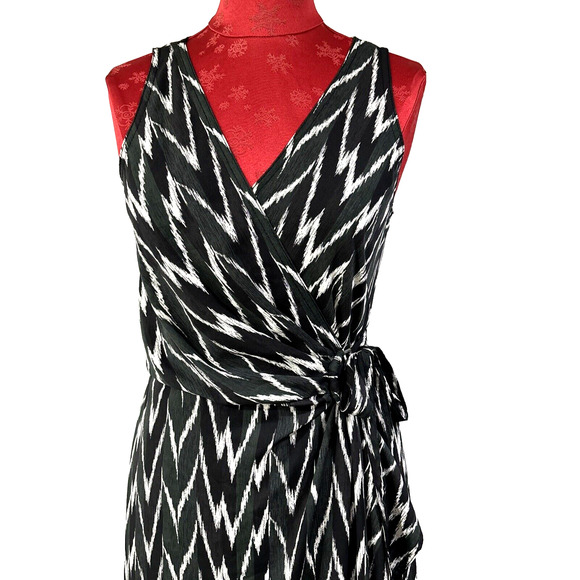 Ann Taylor Sleeveless Green Black Faux Wrap Dress Lined Size 6 Geometric Print - Picture 2 of 10